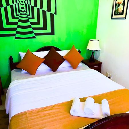 Notre Dame D'Arcadia Hotel Nuwara Eliya Buitenkant foto