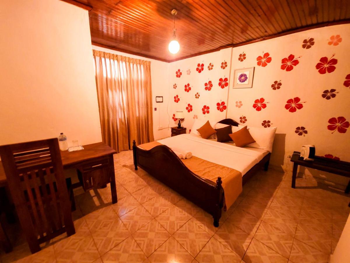 Notre Dame D'Arcadia Hotel Nuwara Eliya Buitenkant foto
