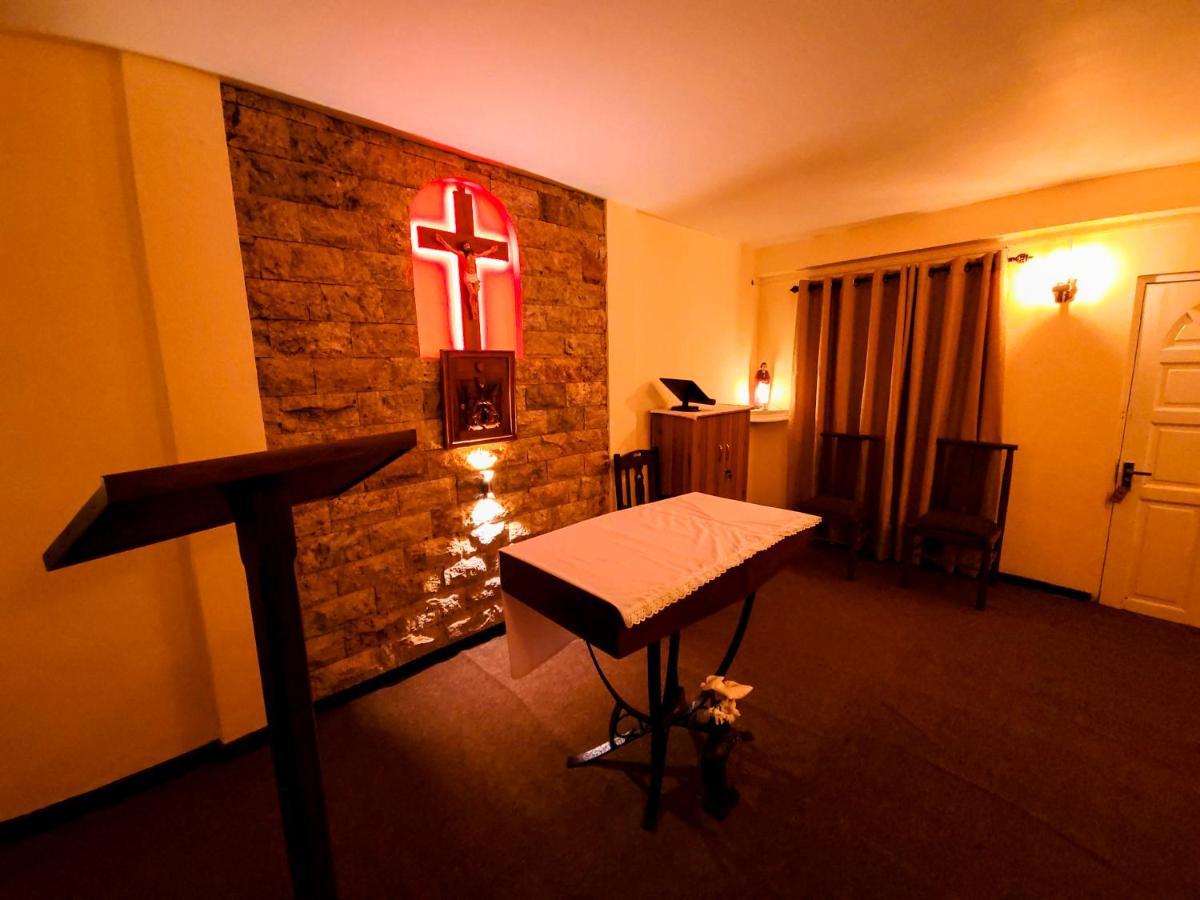 Notre Dame D'Arcadia Hotel Nuwara Eliya Buitenkant foto