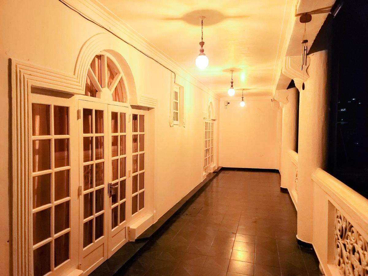 Notre Dame D'Arcadia Hotel Nuwara Eliya Buitenkant foto